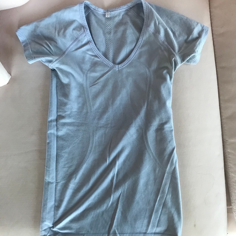 lululemon v-neck